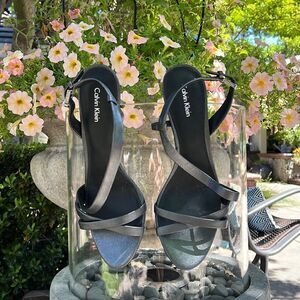 Calvin Klein ladies sandal size 9.5